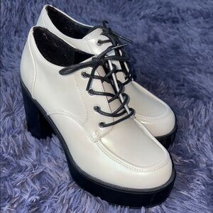 Madden Girl Rileyy Women's Black and White Lace-Up Platform Heels